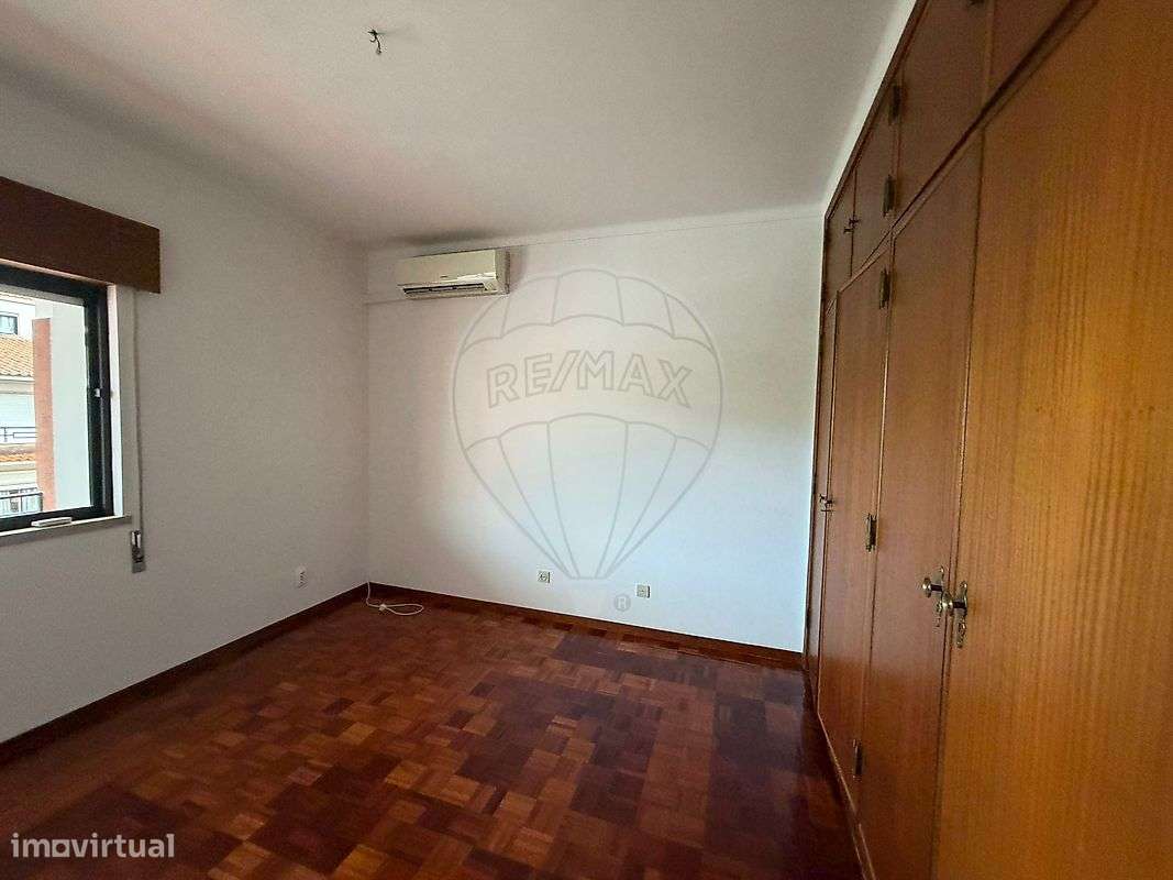 Apartamento T5 para arrendamento - Grande imagem: 4/12
