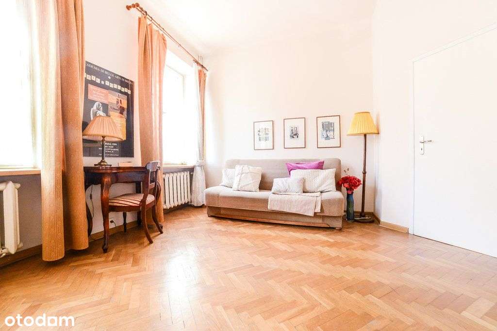 Spacerem na Zamek, kawę i do teatru – 59 m²-4