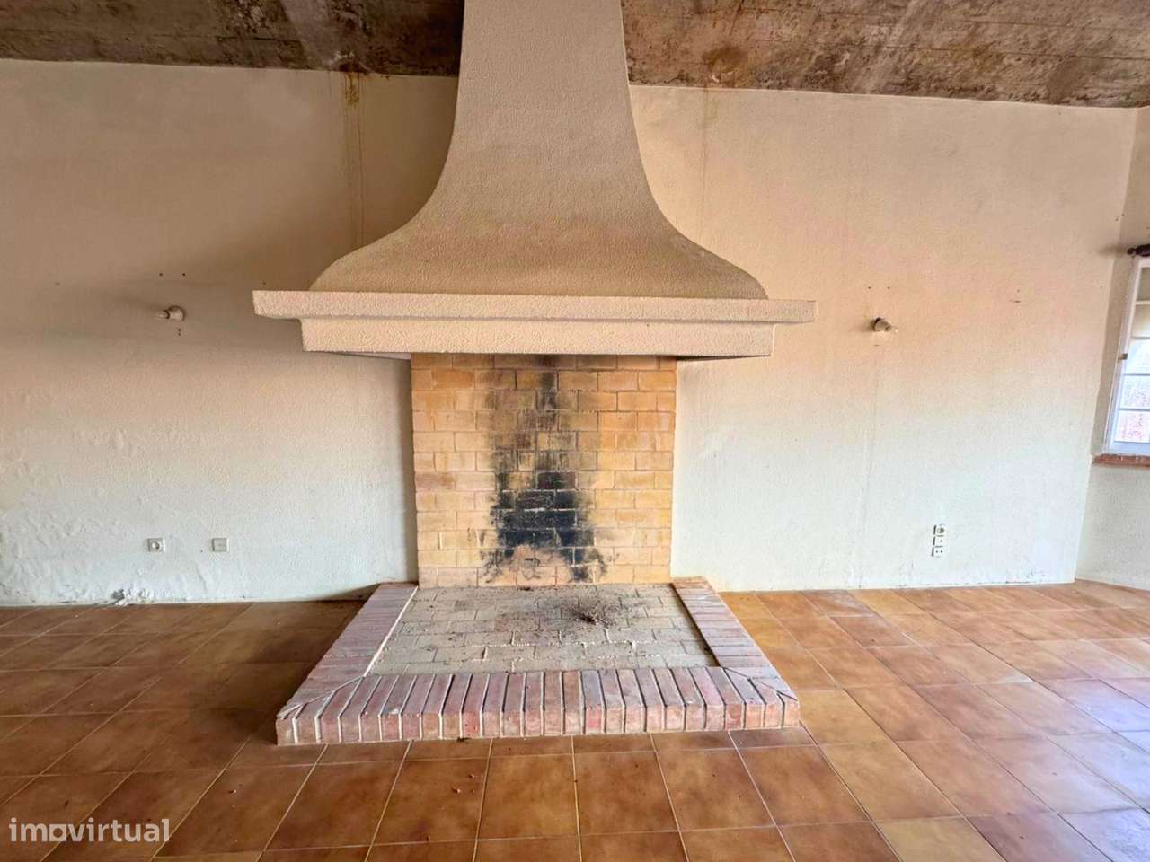 Armazém para venda na Azoia de Baixo - Grande imagem: 5/21