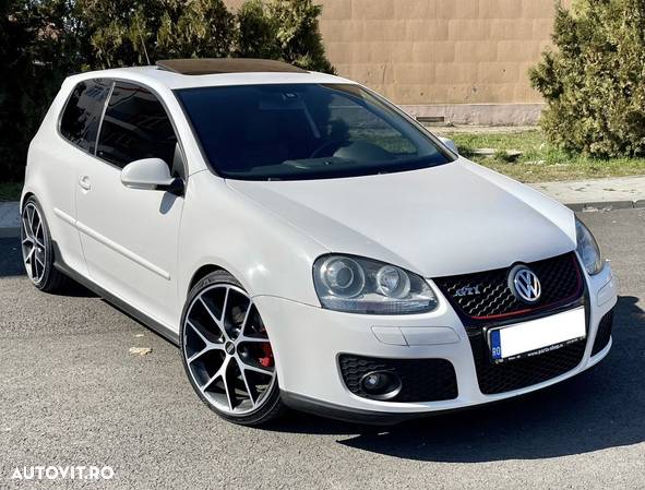 Volkswagen Golf 2.0FSI GTI DSG - 20