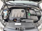 Volkswagen Golf VI 1.6 TDI Comfortline - 27