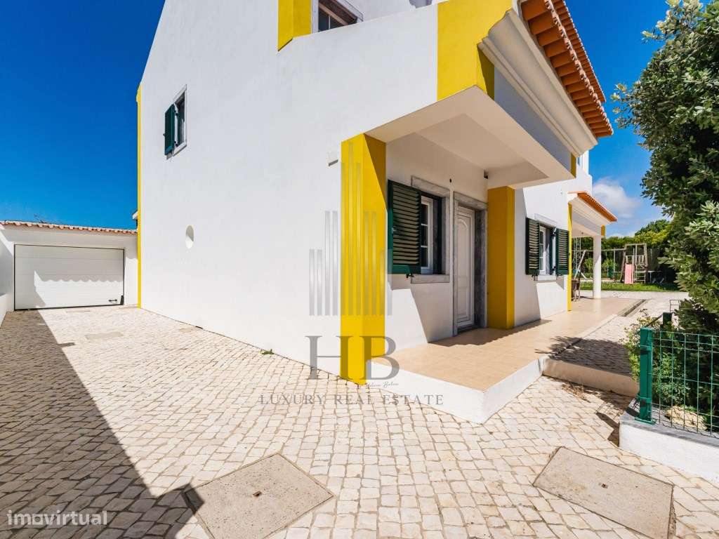 Exclusiva Moradia T4 com Piscina e Jardim |S. Joao das Lampas |Sintra-7