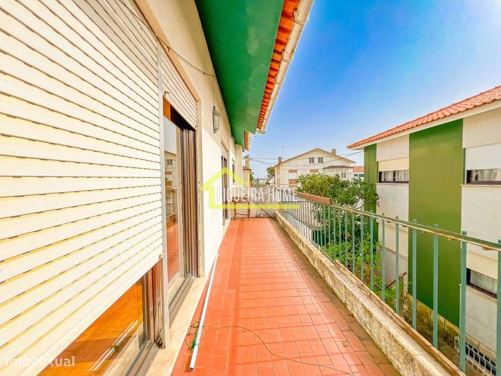 Andar de moradia com 4 quartos, garagem e anexo-37