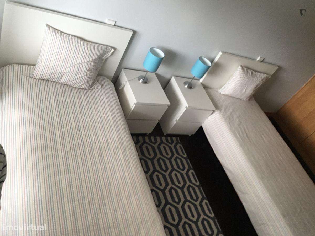 Apartamento com 2 quartos - localizado em Sé Porto - Grande imagem: 4/10