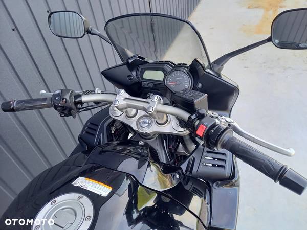 Yamaha FZ - 21