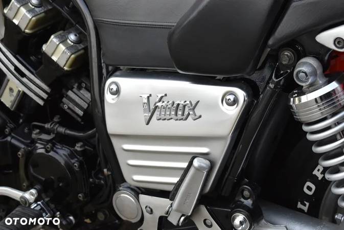 Yamaha V-MAX - 18