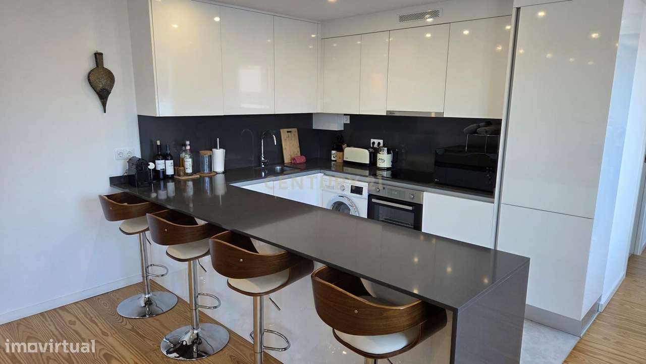 Apartamento T1 totalmente mobilado a 5min do Jardim do Morro - Grande imagem: 4/23