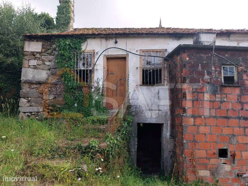 Venda de 2 Casas em pedra para reconstrução. - Grande imagem: 4/25