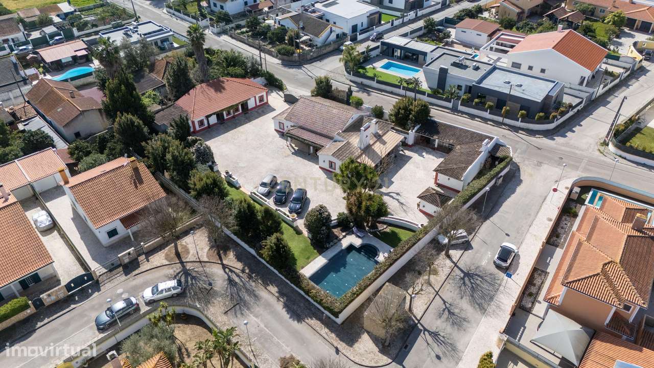 Quinta de Charme Exclusiva em Azeitão | Arquitetura Tradicional e Páti - Grande imagem: 4/60