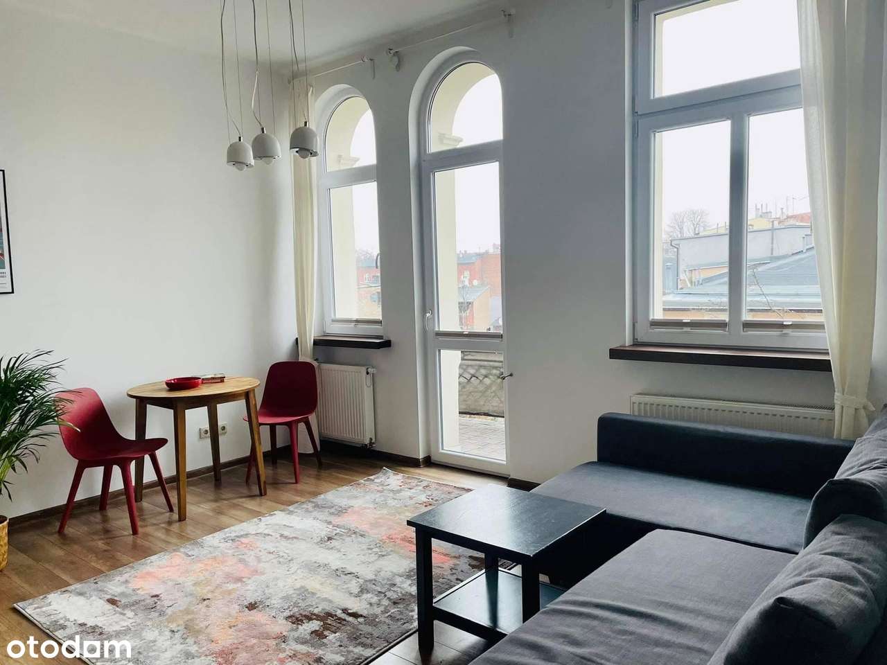 Dwupokojowe mieszkanie z balkonem w centrum
