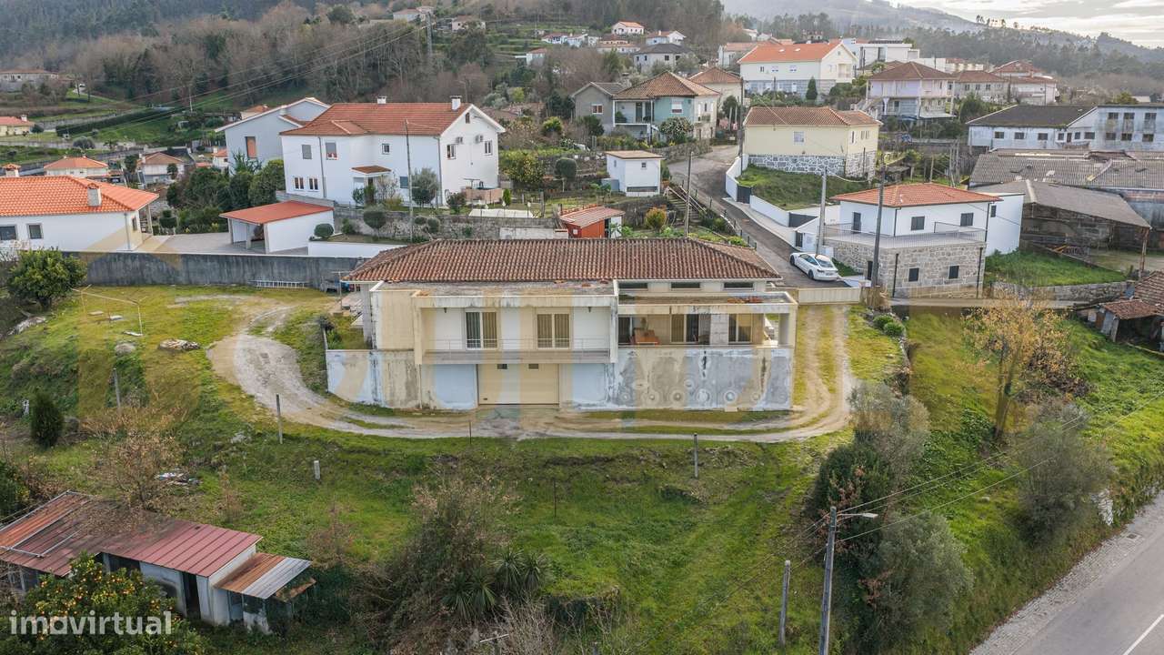 Moradia T3 em Garfe – Póvoa de Lanhoso-32