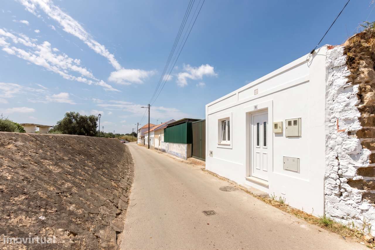 Moradia remodelada, 2 quartos, espaço exterior-13