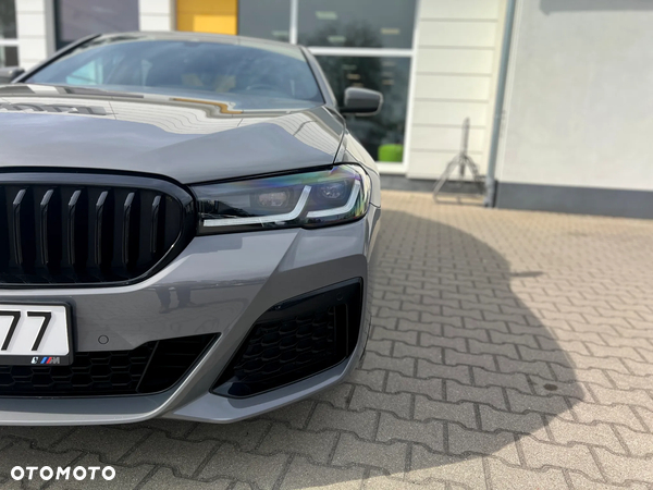 BMW Seria 5 530i xDrive mHEV M Sport sport - 4