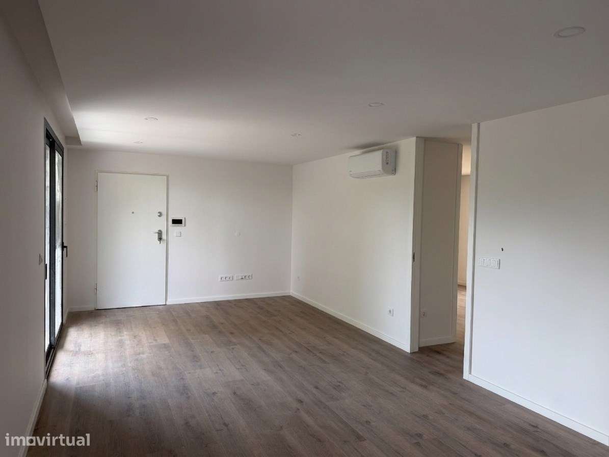 Apartamento T2 Venda em Gualtar,Braga-8