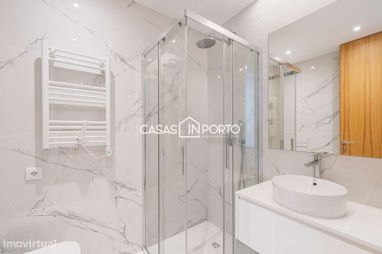 T2 de Luxo com Vista Panorâmica onde o Rio abraça o Mar-15