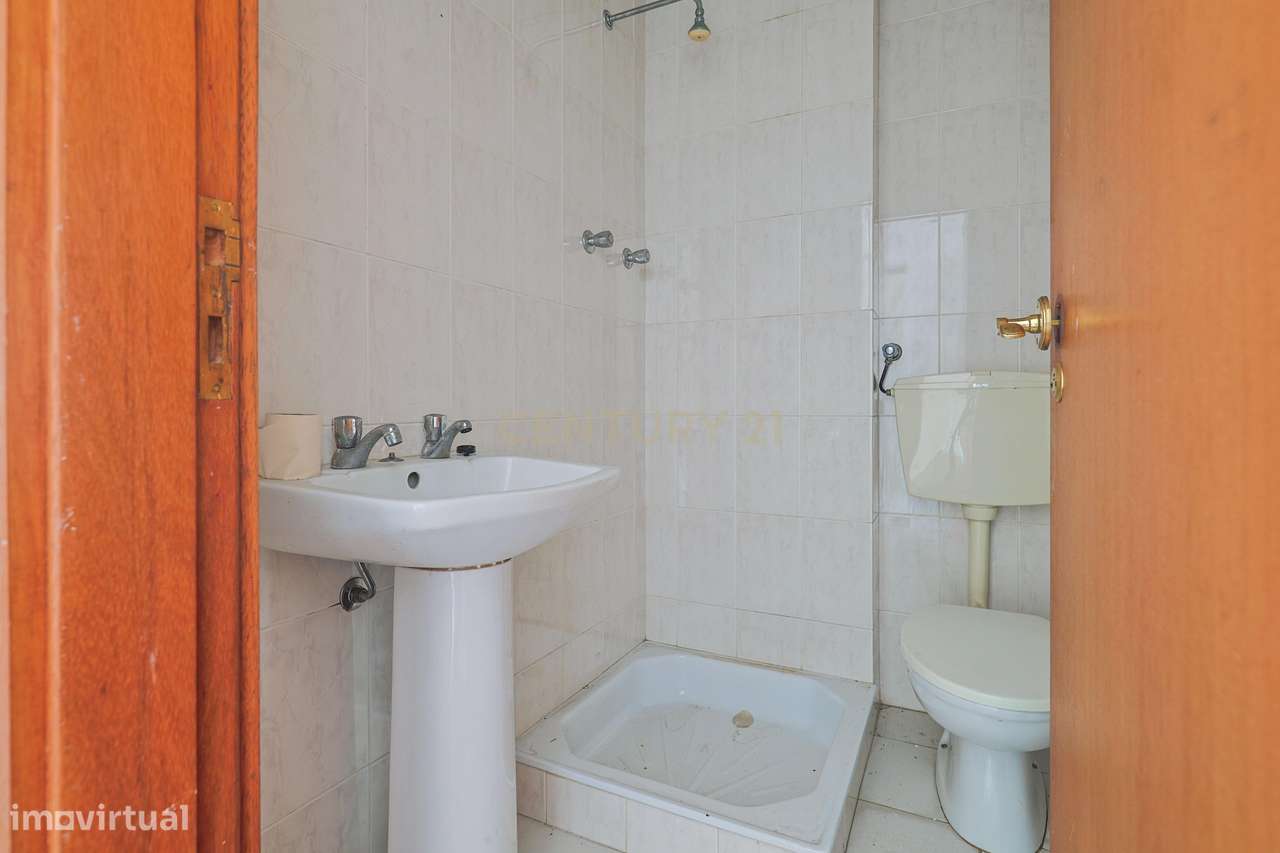 11 Lojas à Venda em bloco | 326 m²-5