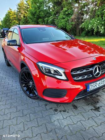 Mercedes-Benz GLA 200 7G-DCT AMG Line - 4