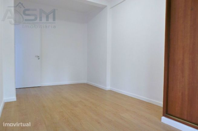 Oeiras - Apartamento T2 em zona privilegiada, Quinta das Palmeiras-7