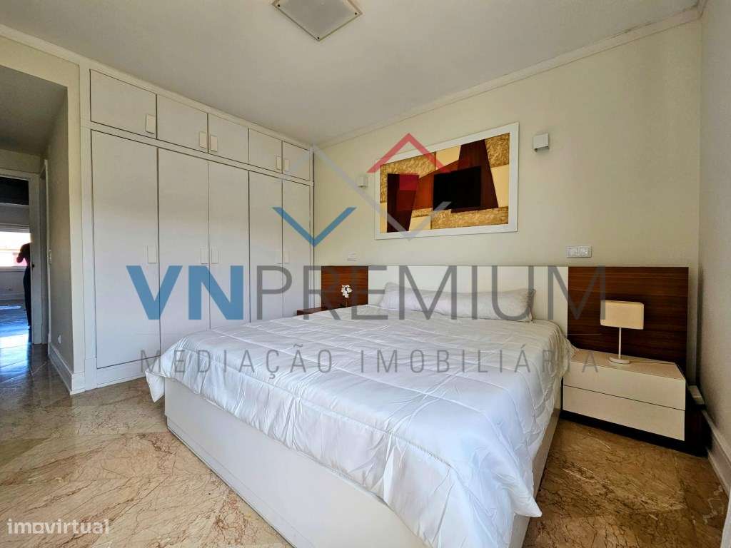 Excelente apartamento T4 em frente ao Casino do Estoril-29
