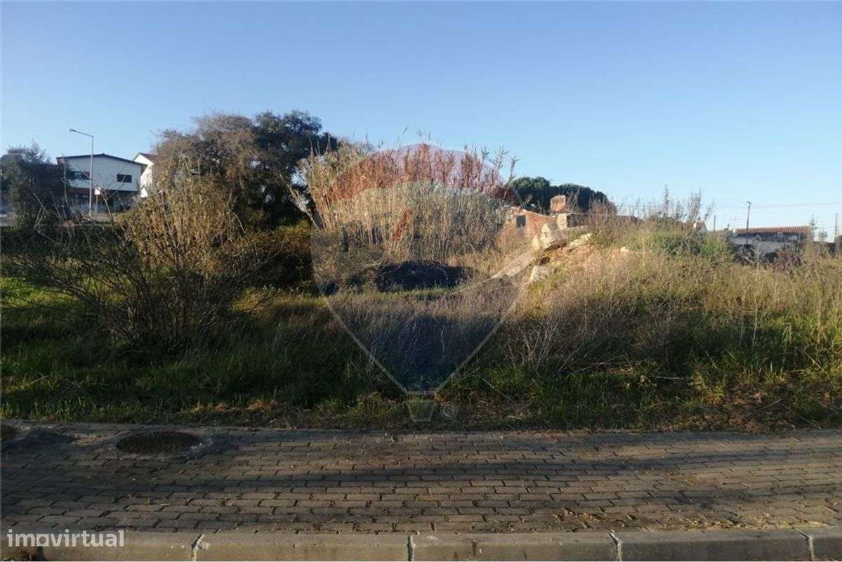 Terreno  para venda - Grande imagem: 2/4