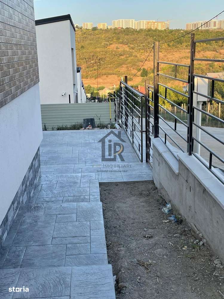 Casa 4 camere Pacurari Rediu-12