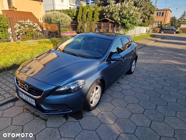 Volvo V40 - 2