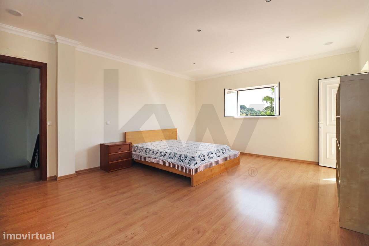 Moradia de Luxo com Piscina e Vistas Panorâmicas | Moçarria, Santarém-32