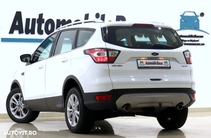 Ford Kuga - 5