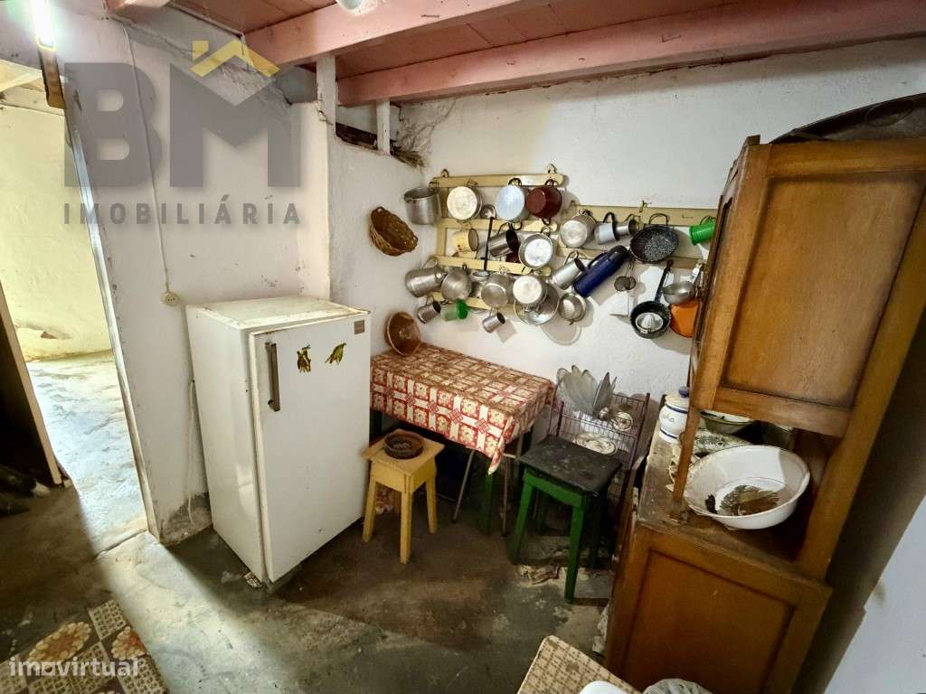 Oportunidade de Investimento: Pequena Joia para Reabilitar em Malpica - Grande imagem: 5/10