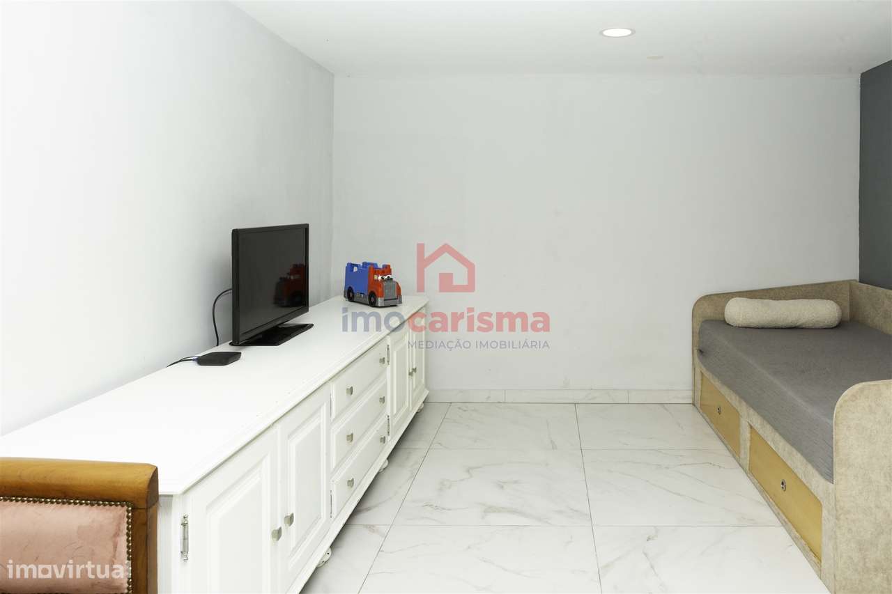 Moradia Bi-Familiar São Tomé De Negrelos, Santo Tirso - Grande imagem: 5/27