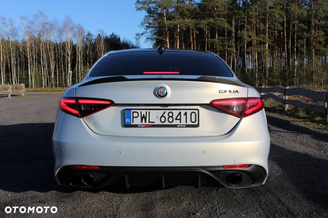 Alfa Romeo Giulia 2.0 Turbo 16V AT8 Veloce Ti - 20