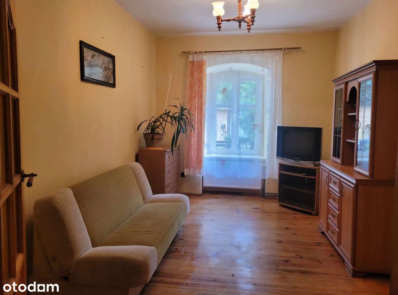 Przestronne 3 pokojowe mieszkanie na parterze - Pełny obrazek: 2/5