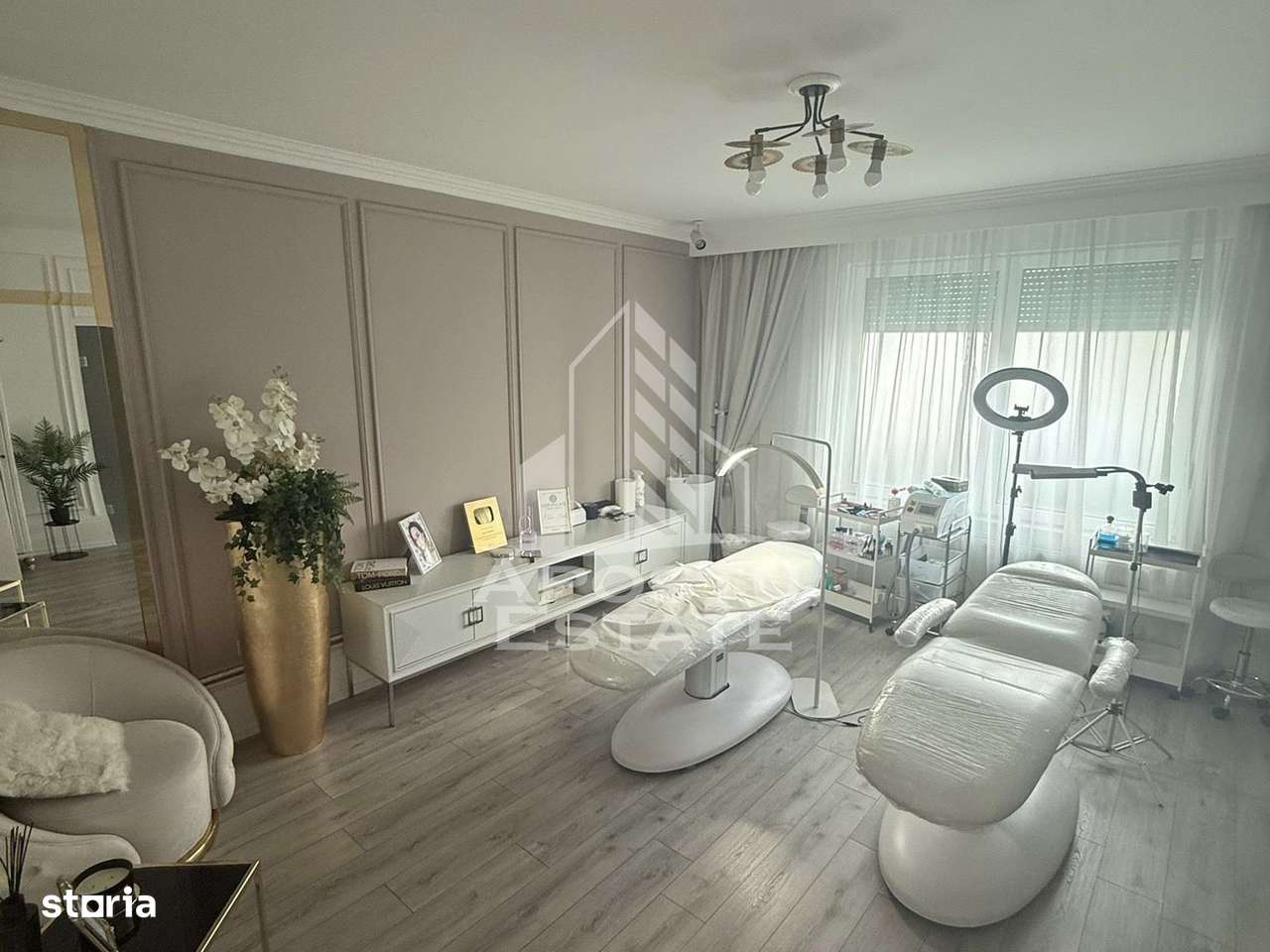 Casa SAD 232 mp, ideal clinica medicala, salon infrumusetare. - Imagine principală: 5/14