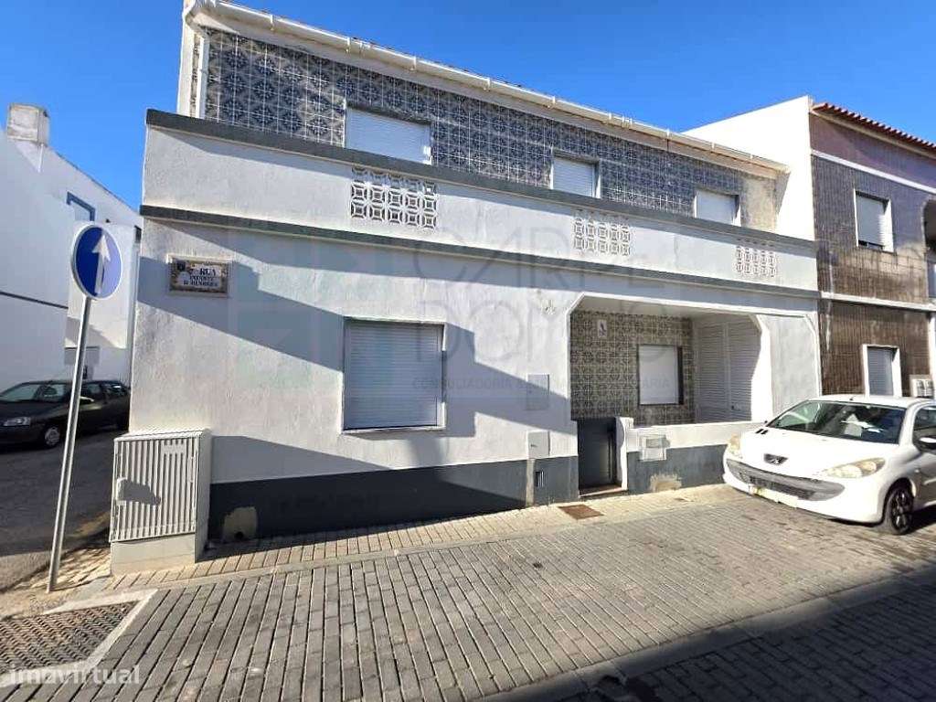 Moradia Renovada no Centro de Cabanas de Tavira-42