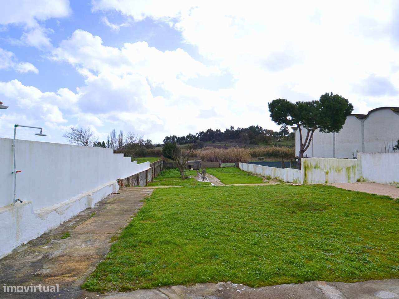 Moradia no Centro de Aveiras de Cima - Grande imagem: 5/17