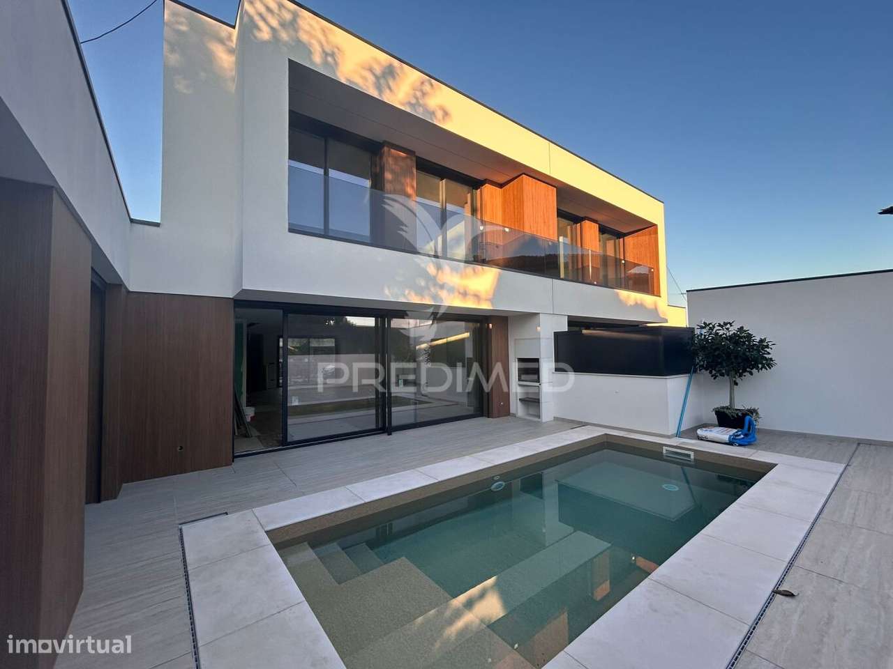 Moradia de Luxo T3+1 em Turiz, Vila Verde – Elegância, Conforto e E... - Grande imagem: 4/27