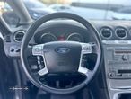 Ford S-Max 2.0 TDCi Titanium 7L - 27