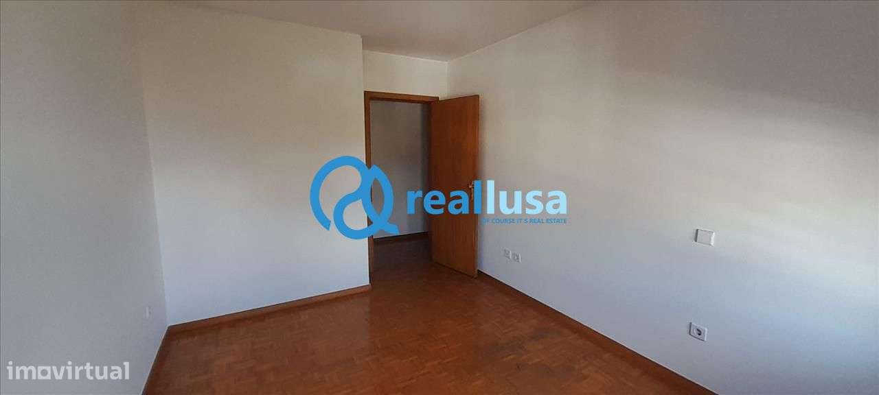 Apartamento T2 c/ garagem Baguim do Monte Gondomar-15