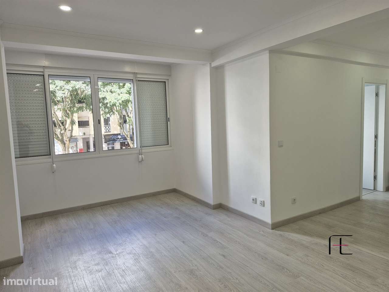 Apartamento T2 Venda em Águas Livres,Amadora - Grande imagem: 5/13