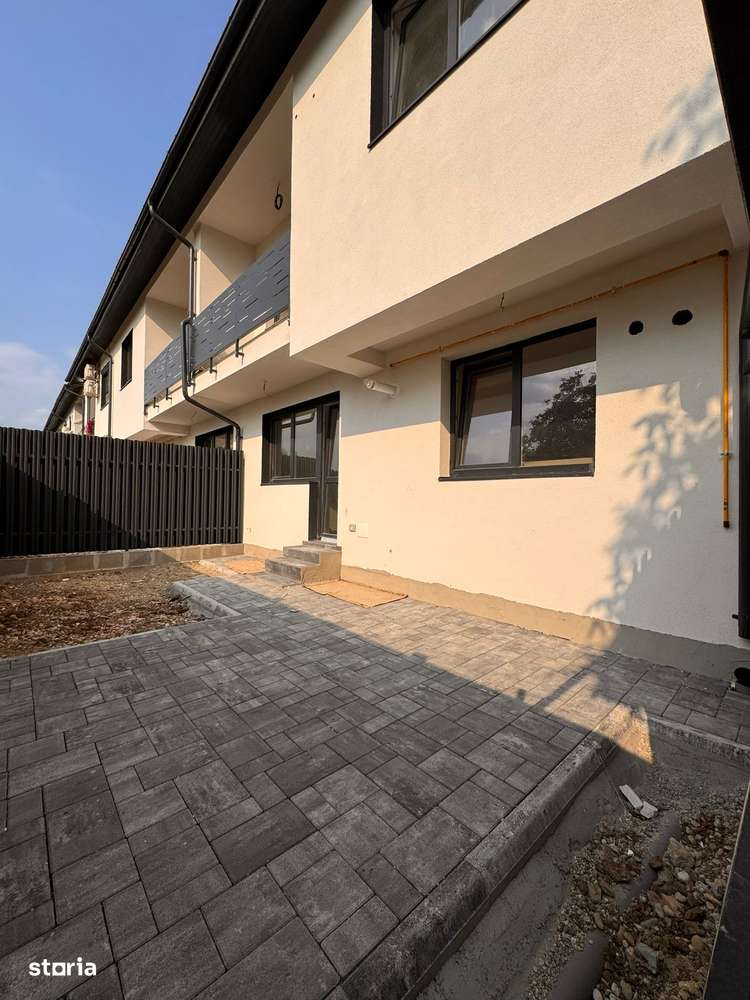 [FINALIZATA] Vila P+1+Pod, 4 camere -2 bai - Imagine principală: 1/10