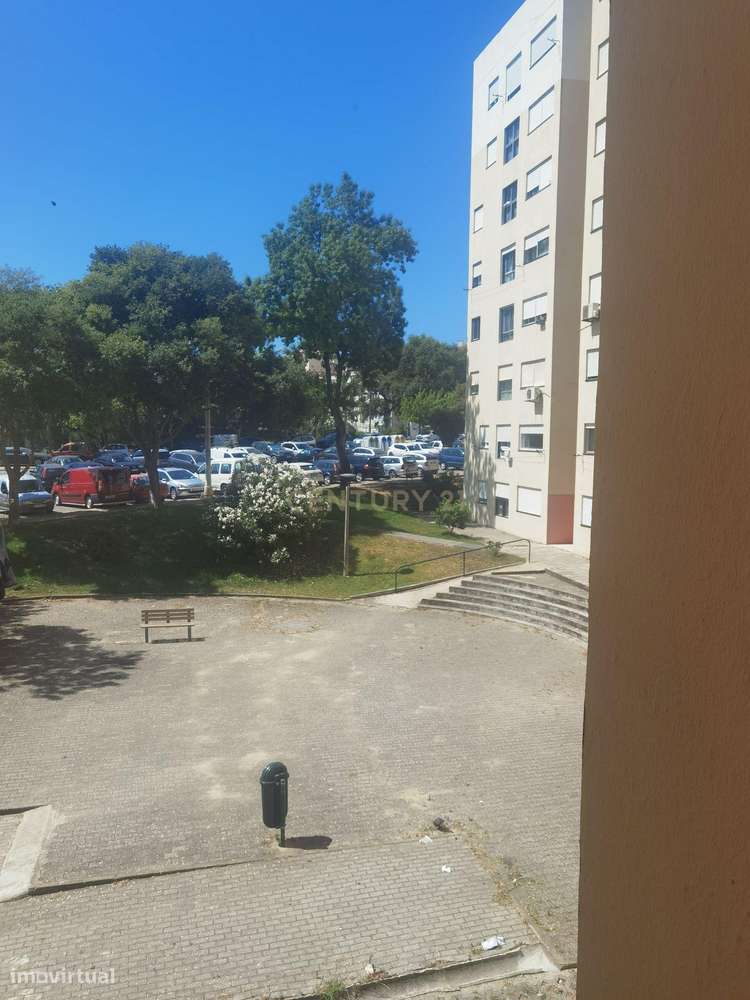 Apartamento T2 Quinta do Rouxinol, Corroios.-19