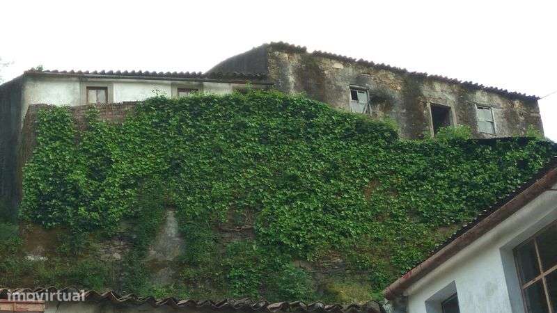 Vende se Casa com Quintal - Grande imagem: 4/6