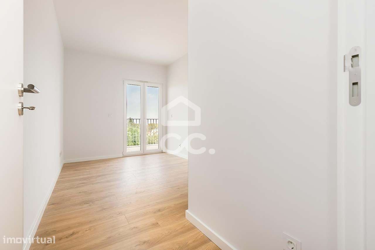 Apartamento T3 c/ Varanda | Condomínio JABA, Barreiro-21