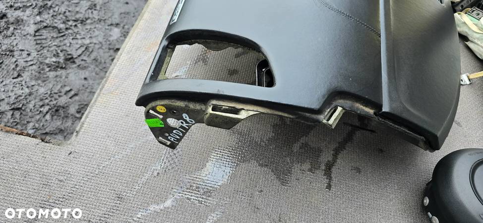 Konsola pasy airbag Audi R8 - 5