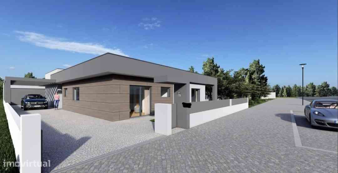 Moradia T5 Isolada com Piscina em Azeitão-11