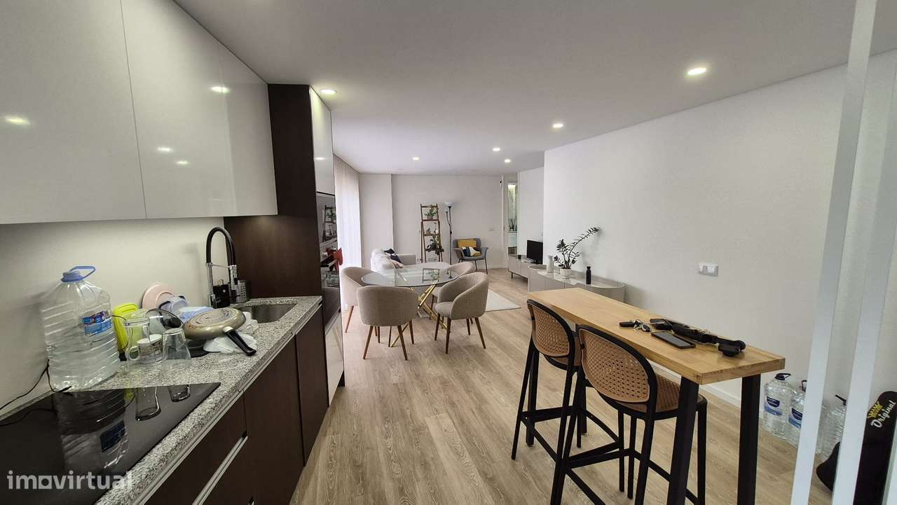 T3 Recuado no último piso, com terraço de 77,35m2 e garagem fechada-26
