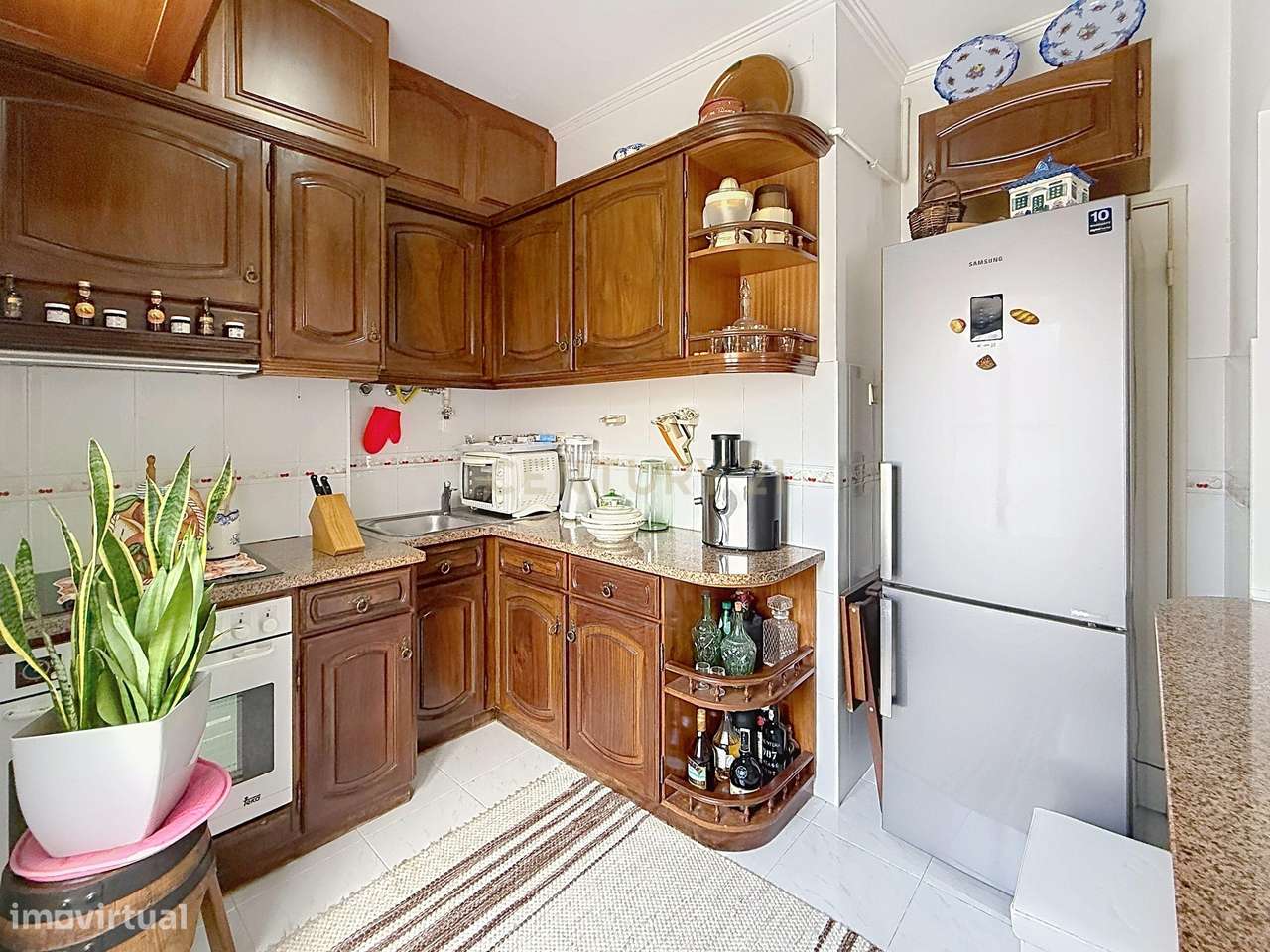 Apartamento T2 no Centro Histórico da Nazaré com Vista Mar-15