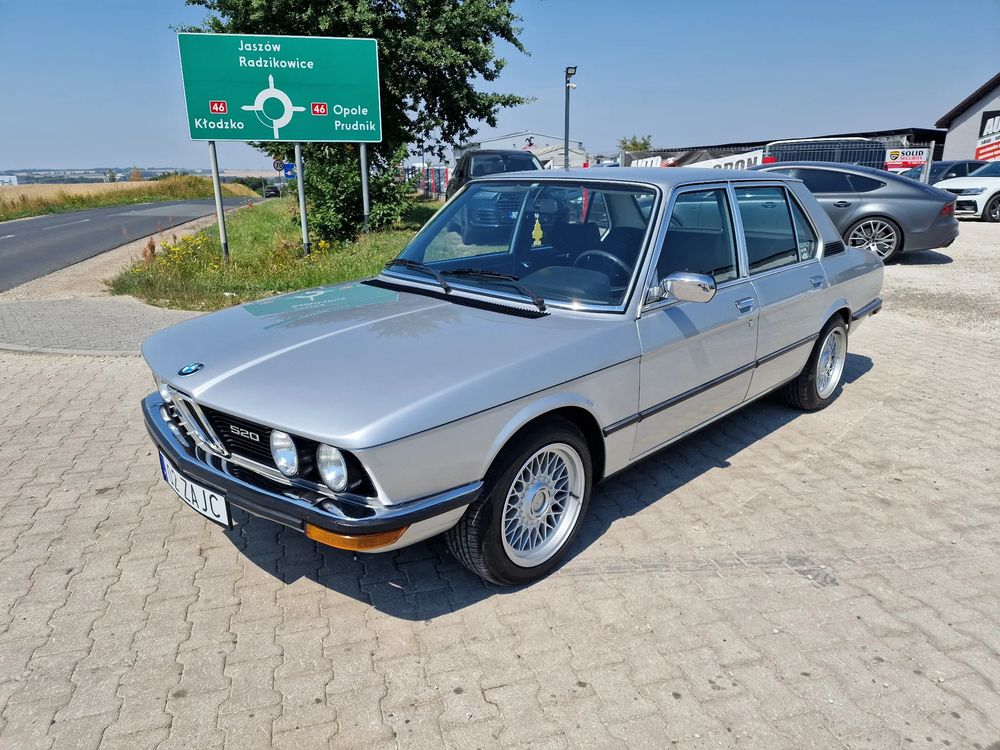 BMW 5 Series E12 (1972-1981) 520 1979