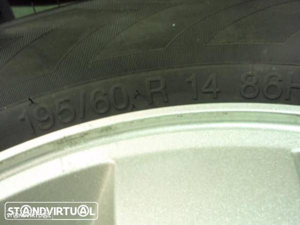 Jantes aluminio c/ pneus 195/60R114 - Kia Shuma II ( 2003 ) - 3