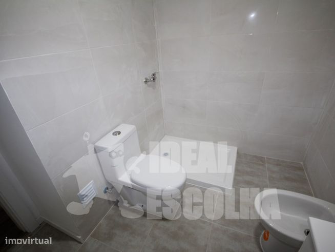 T3 AMORA 275 000€
TOTALMENTE RENOVADO.-14